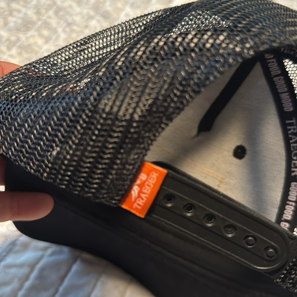 Traeger Wood Fired Pellet Grills Trucker Hat NWT - Picture 7 of 10